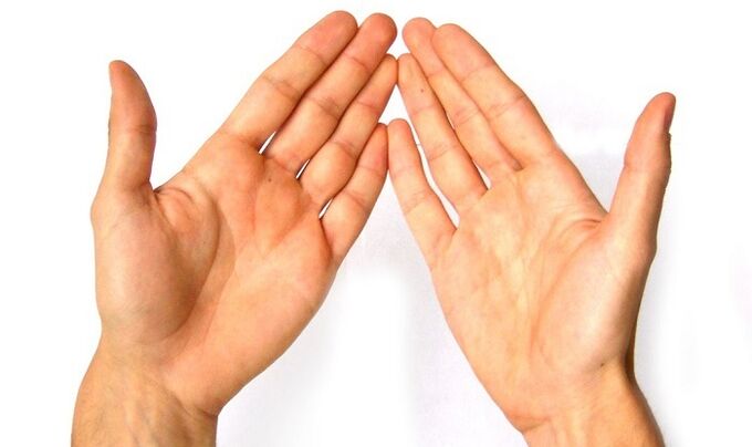 мъжки ръце, преди да правите упражнения за уголемяване на пениса